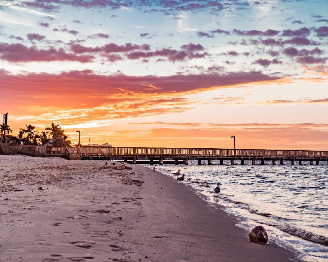The Salt Life Get Away - Cape Coral, Floridaヴィラ エクステリア 写真
